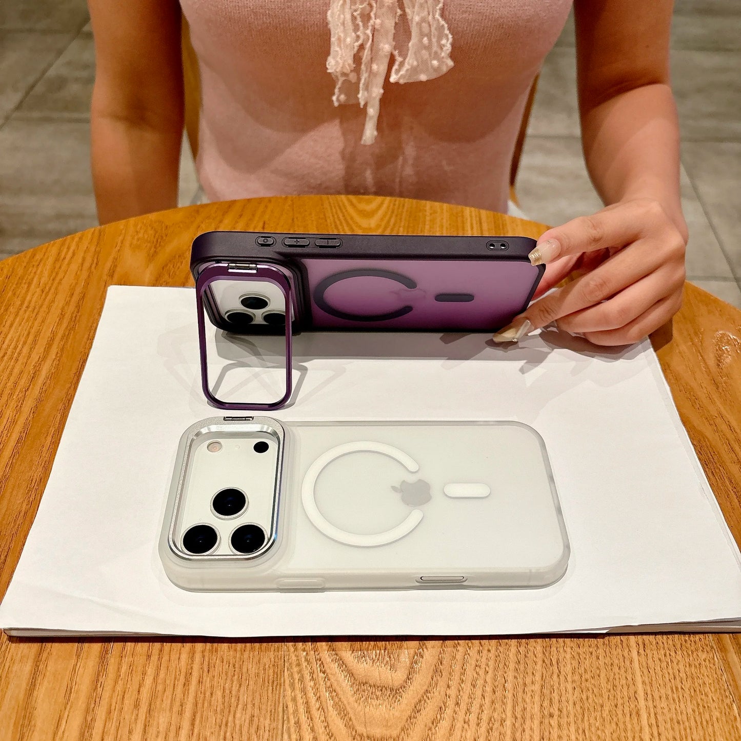 Frosted Matte Magnetic iPhone 17 Case